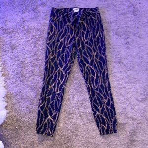 size: 27 brand: L’agence color: gold and dark blue